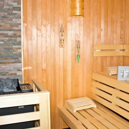 Βίλα Louisa - 51 *